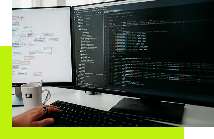 Schnittstellenprogrammierung Agentur - Entwickler programmiert individuelle Schnittstellen